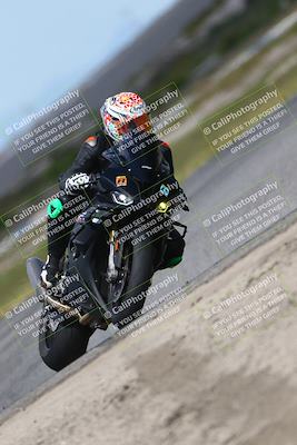 media/Mar-23-2025-TrackDaz (Sun) [[88a7749186]]/A Group/11am (Sunset)/